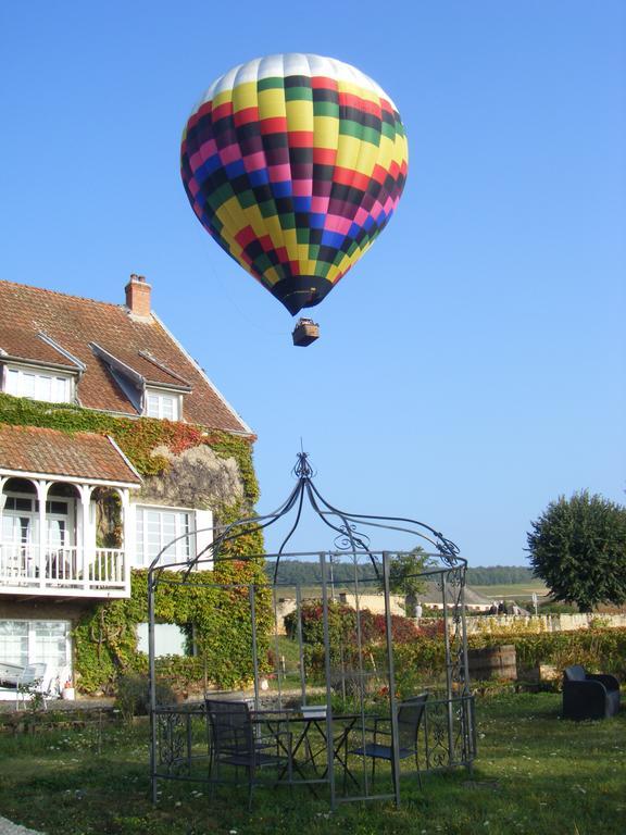 La Passerelle Des Corton B&B Aloxe-Corton Exterior foto
